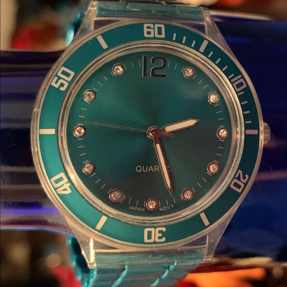 Metal Turquoise, Diamond studs & clear watch
